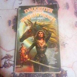 Daughter Of The Bright Moon By Lynn Abbey Ace Paperback Book, Bob Adragna Cover